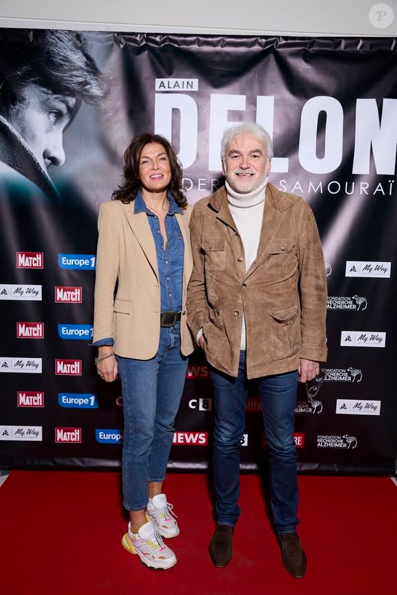 Exclusif - Pascal Praud et sa compagne Catherine Bancarel au photocall de la soirée Ciné-concert symphonique "Alain Delon, le dernier Samouraï" au Palais des congrès à Paris le 8 novembre 2024 le jour de son anniversaire.

© Jacovides / Moreau / Bestimage