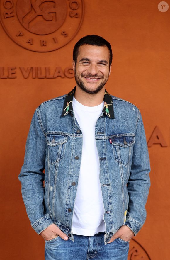 Amir Haddad au village lors des Internationaux de France de Tennis de Roland Garros 2025, à Paris, France, le 6 juin 2025. © Jacovides-Moreau/Bestimage