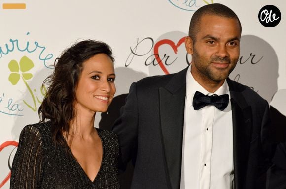 Car Tony Parker est séparé de la mère, Axelle Francine, devenue spécialiste du skincare, depuis 2020.

Exclusif - Tony Parker (président du festival Lyon gagne avec ses femmes) et Axelle Francine - Soirée "Par Coeur Gala" à l'Abbaye de Collonges à Lyon, France, le 14 septembre 2018. © Romain Doucelin/Bestimage