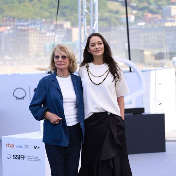 Nicole Garcia, Marion Cotillard - Photocall du film "7 h 40 ce matin-là" au 74ème Festival du Film de Saint-Sébastien (San Sebastian), le 24 septembre 2026. © Imago / PsnewZ / Bestimage