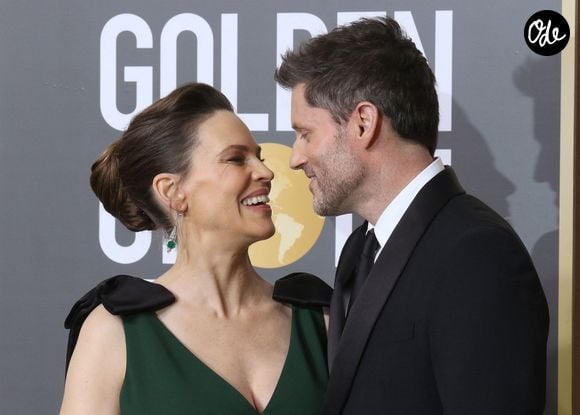 À 52 ans, la star hollywoodienne s'apprête en effet à accueillir son 3e enfant avec son mari Philip Schneider.

Hilary Swank etPhilip Schneider au photocall de la 80ème cérémonie des Golden Globe, au "Beverly Hilton" à Los Angeles, le 10 janvier 2023.