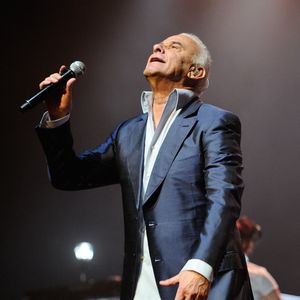 Michel Fugain se produisant lors du concert donné pour célébrer les 66 ans d'Israël au Palais des Sports de Paris, France, le 05 mai 2014. Photo by Aurore Marechal/ABACAPRESS.COM