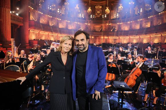 Exclusif - Claire Chazal et André Manoukian - Enregistrement de l'émission "Le Grand Echiquier : Spéciale Charles Aznavour" à l'Opéra royal de Versailles, présentée par C.Chazal et A.Manoukian, et diffusée sur France 2 le 29 mai 2025. © Guillaume Gaffiot/Bestimage