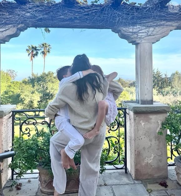 Meghan Markle en compagnie de ses enfants Lilibet et Archie (Capture d'écran 2025).