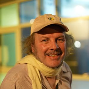 Exclusif - Philippe Katerine arrive à l'émission "Quotidien" aux studios Rive Gauche à Paris le 5 novembre 2025.

© Anne-Sophie Guebey / Bestimage