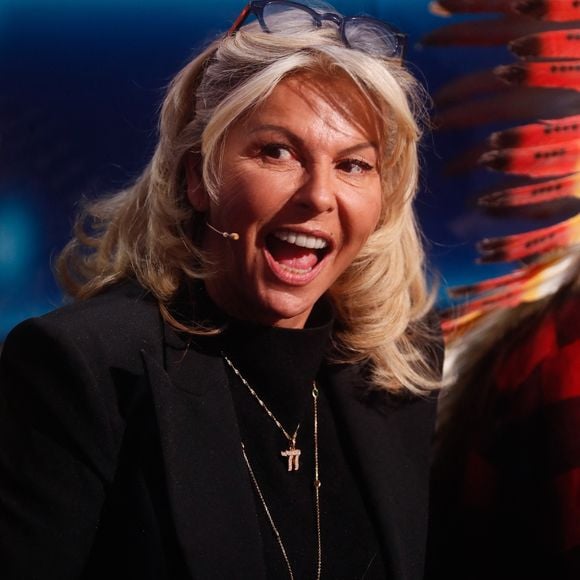 Exclusif - Caroline Margeridon - Enregistrement de l'émission "100% logique" présentée par C. Feraud et qui sera diffusée samedi 1er mars à 21.10 sur France 2 et sur france.tv, au Studio du Lendit à Saint-Denis, France, le 12 décembre 2024. © Christophe Clovis / Bestimage CP :