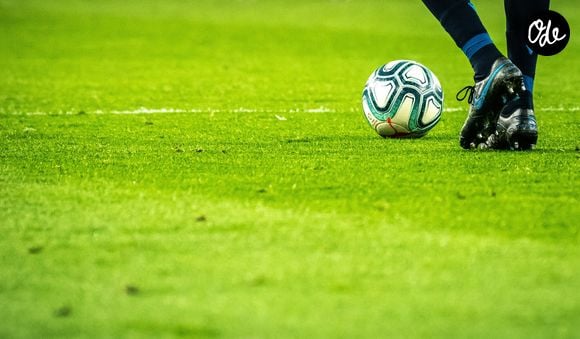 Un ancien joueur de football se reconvertit dans un autre domaine.