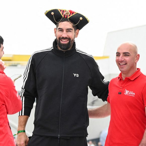 Nikola Karabatic et Benjamin Dutreux présents lors du Vendée Globe 2024 le 9 novembre 2024 aux Sables-d'Olonne, France. 

Photo par Emma da Silva/Icon Sport/ABACAPRESS.COM