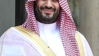 Dans les Yvelines, le prince héritier saoudien s'est offert une réplique de l'un des plus beaux châteaux de France