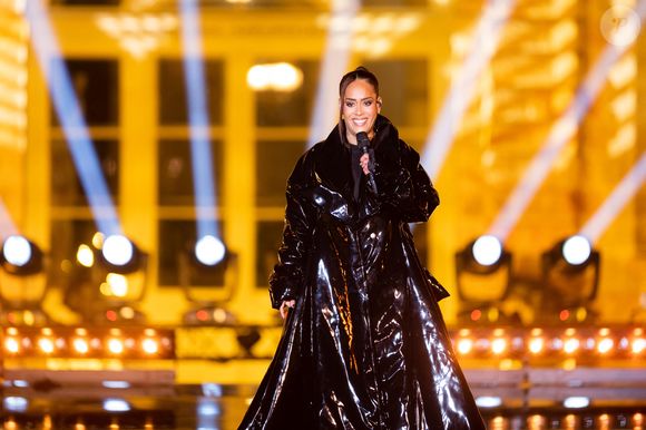 À quelques jours de la sortie de son nouvel album "Minuit une", prévu pour le 16 mai, Amel Bent cultive la sérénité loin du tumulte médiatique...

Exclusif -  Amel Bent - Enregistrement de l'émission "La grande soirée du 31 à Fontainebleau" au Château de Fontainebleau, diffusée le 31 décembre sur France 2 © Tiziano Da Silva-Cyril Moreau / Bestimage