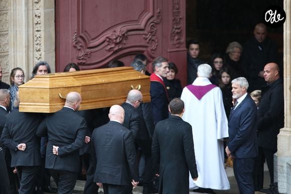 Arrivée du cercueil du chef Paul Bocuse, Jérôme Bocuse, la famille et les arrières petits-enfants - Obsèques de du chef Paul Bocuse en la cathédrale Saint-Jean de Lyon, France, le 26 janvier 2018 Agence / Bestimage