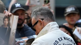 À 75 ans, cette légende de la musique tient sa forme du régime tendance OMAD : "Ça m'a permis de rester mince"