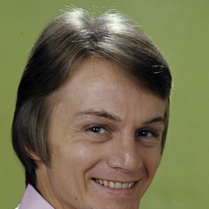 En France, à Paris, Claude François posant le 3 juillet 1967.

Michel Ristroph via Bestimage