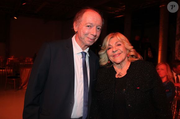 Philippe Chevallier, Nicoletta -  31ème Gala de l’Espoir donné au profit de la recherche contre le cancer au théâtre des Champs-Elysée à Paris le 14 octobre 2025. © Philippe Baldini/Bestimage