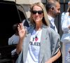 Ce 15 avril 2026, la neurologue de Céline Dion s'est exprimée sur France Inter, confiant que la chanteuse était "excitée" et "prête" pour les évènements à venir.

Céline Dion à la sortie de l'hôtel de Crillon à Paris pendant la fashion week Haute-Couture automne-hiver 2019/2020 le 3 juillet 2019.

©BestImage