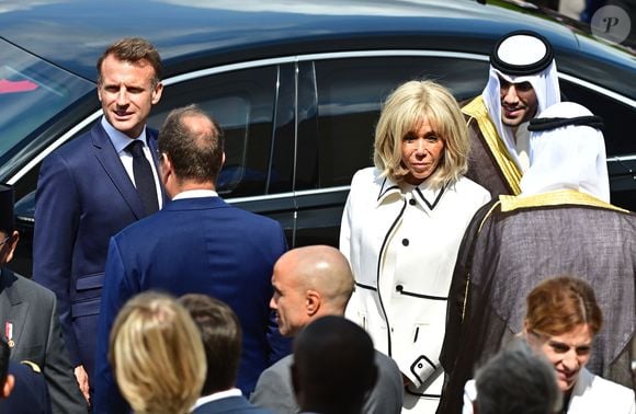 Brigitte Macron doit rester quelques jours à Amiens auprès des siens.

Le président Emmanuel Macron et sa femme Brigitte lors de la cérémonie du 14 juillet 2025 à Paris

© Christian Liewig / Bestimage