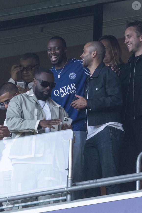 Gims, Tony Parker - Les célébrités dans les tribunes de la finale de la Ligue Des Champions 2025 "PSG - Inter Milan" à l'Allianz Arena de Munich, le 31 mai 2025.
© Cyril Moreau/Bestimage