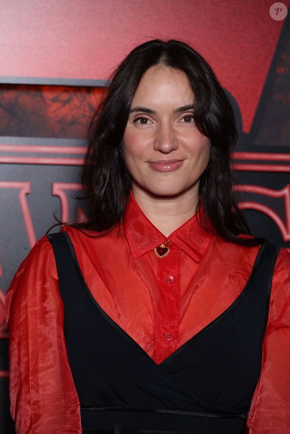 Natoo (Nathalie Odzierejko) - Avant-première de la série "Stranger Things'" Saison 5 au Grand Rex à Paris le 18 novembre 2025. © Denis Guignebourg/Bestimage