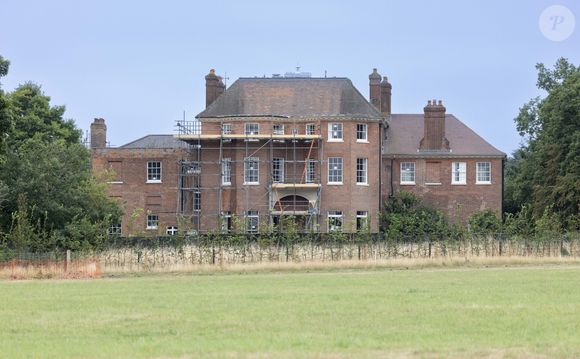 Exclusif - Le prince William et sa famille déménageraient dans un manoir forestier à Windsor