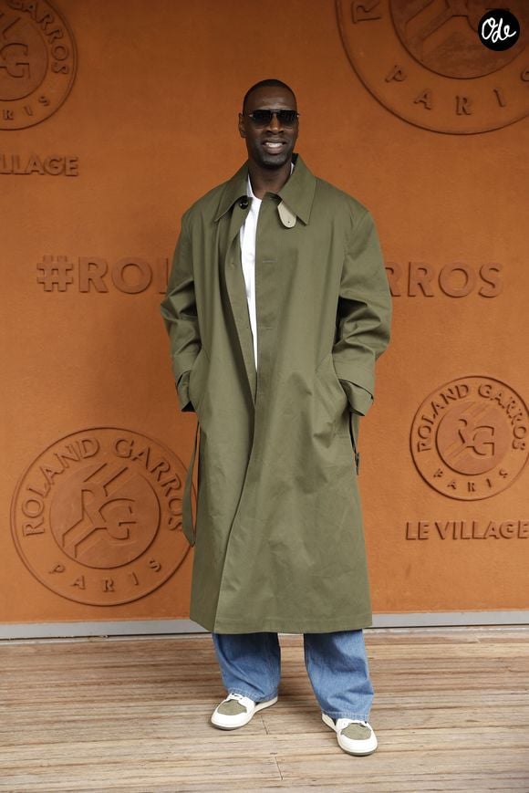 Omar Sy lors des Internationaux de France de tennis de Roland-Garros 2025, à Paris, en France, le 7 juin 2025. 

© Cyril Moreau / Bestimage