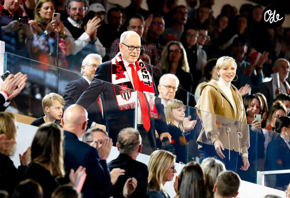 Il a particulièrement insisté sur leur capacité à rester unis malgré les difficultés financières traversées par le club.

La princesse Gabriella - Le prince Albert II de Monaco et la princesse Charlene sont venus soutenir l’AS Monaco contre Fenerbahce Beko Istanbul lors d’un match de basket en Turkish Airlines EuroLeague Regular Season le 2 février 2024 à la salle  Gaston Medecin. © Dylan Meiffret / Nice Matin / Bestimage