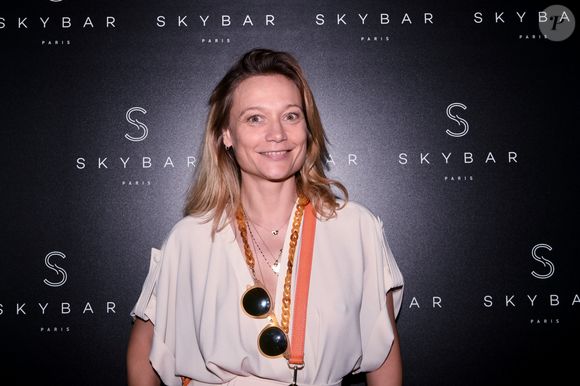 Exclusif - Caroline Vigneaux - Soirée pour l'ouverture du Skybar de l'hôtel Pullmann Montparnasse à Paris le 28 juin 2022. © Rachid Bellak/Bestimage