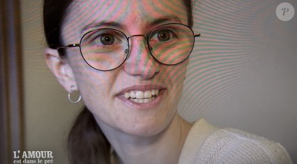 Et il éconduit donc Marie

Mathieu annonce son choix entre Marie et Clémence dans L'amour est dans le pré
