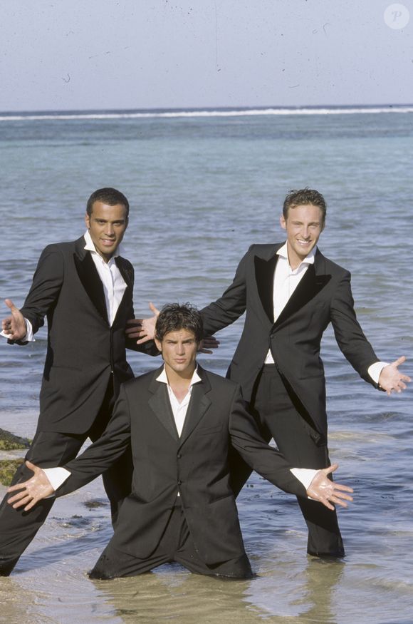 Archives - No Web - Dans les caraibes, à Saint-Barthélemy, le groupe 2BE3, Filip NIKOLIC, Adel KACHERMI et Frank DELAY le 12 mars 1998. (Michel MARIZY via Bestimage).