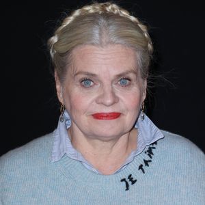 "Je sais que c’est toi qui as besoin de force aujourd’hui." lui a-t-il lancé durant l'émission "C à vous" 

Isabelle Nanty assiste à la première de Je ne suis pas un Heros à l'UGC Cine Cite Bercy à Paris, France, le 07 novembre 2023. Photo de Jerome Dominé/ABACAPRESS.COM