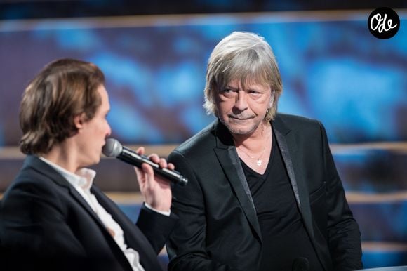 Le chanteur a donné de ses nouvelles dans une vidéo publiée sur Instagram.

Bénabar et le chanteur Renaud - Tournage de l'émission "Merci Renaud" dans les studios de la Plaine Saint-Denis © Cyril Moreau / Bestimage