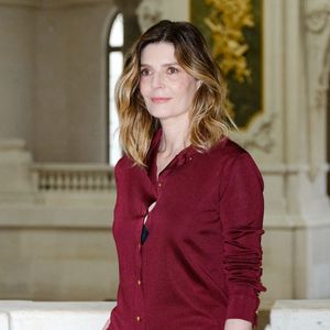 Chiara Mastroianni au premier défilé Chanel "Collection Haute Couture Automne/Hiver 2026-2027" lors de la Fashion Week de Paris, le 7 juillet 2026
© Pauline Mourey / Bestimage