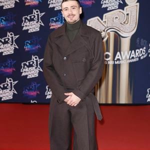 Pierre Garnier - La 27 ème édition des NRJ MUSIC AWARDS au Palais des festivals et des congrès, à Cannes vendredi 31 octobre 2025. © Christophe Aubert via Bestimage
