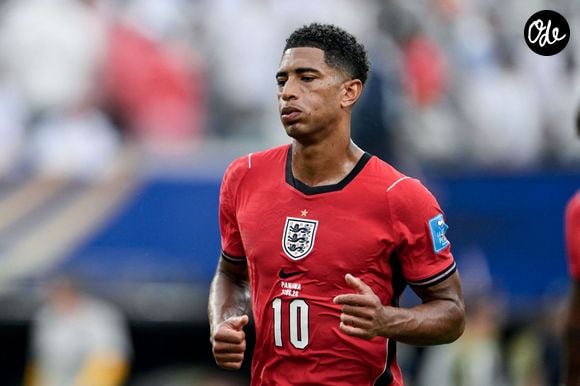 "J'ai eu la chance, en grandissant, d'avoir la possibilité de jouer au cricket et au football, mais certains enfants n'ont pas cette opportunité", a-t-il ajouté.

Jude Bellingham, joueur de l'équipe d'Angleterre, lors du match de la phase de groupes de la Coupe du monde 2026 opposant le Panama à l'Angleterre, au New York New Jersey Stadium, à East Rutherford, le 27 juin 2026.

© SPP / PsnewZ / Bestimage