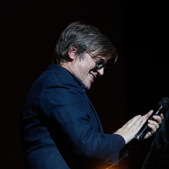 Thomas Dutronc - Spectacle symphonique "Aznavour Célébration - l'hommage officiel" en clôture du centenaire de la naissance de C. Aznavour au palais des Congrès à Paris le 23 novembre 2024.© Christophe Clovis / Bestimage