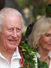 Pas d’anniversaire de mariage cette année ! Le roi Charles III et la reine Camilla vont quitter le pays