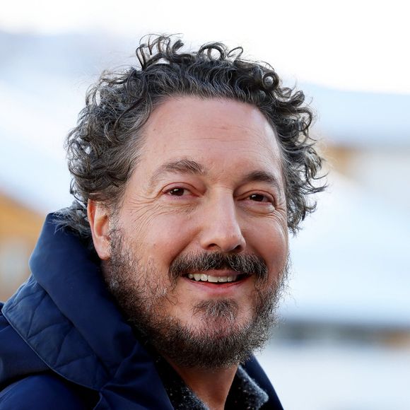 Guillaume Gallienne sur le photocall du film "Paddington" dans le cadre de la 28ème édition du Festival international du film de comédie de l'Alpe d'Huez le 18 janvier 2025. © Dominique Jacovides / Bestimage