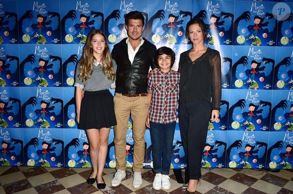 Sara Carreira, Vincent Niclo, Paul Ventimila (The Voice Kids), Lorie (Laure Pester) - Présentation de l'album de conte musical "Martin et les fées" au profit de l'association "Les Enfants de La Terre" à l'hôtel de Sers à Paris le 8 octobre 2015. Une partie des bénéfices des ventes du double album sera reversée à l'association.