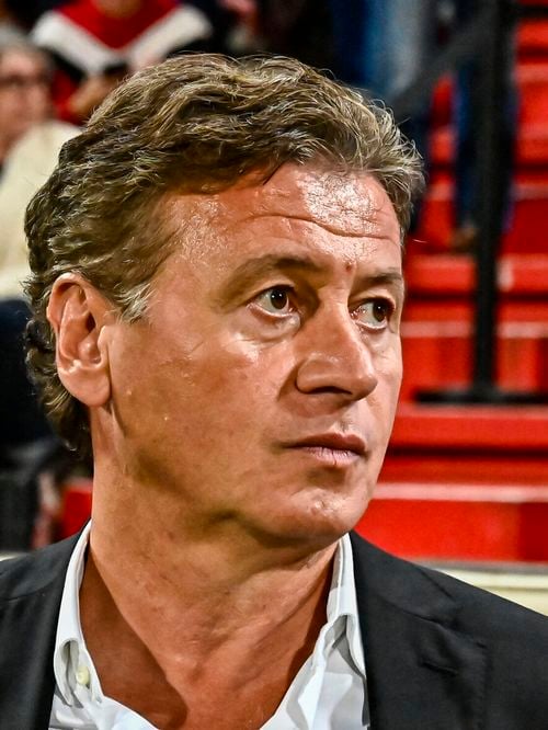Loin du rugby, Laurent Marti se reconvertit et s'offre un château près de Bordeaux avec caves classées Monuments historiques !