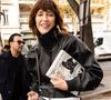 Figure phare de la télévision, Daphné Bürki s’est imposée par son énergie et son style singulier.

 Exclusif - Daphné Bürki lors de la séance signature du créateur de LABUBU, Kasing Lung, à la boutique Moynat Montaigne à Paris, France, . © Julien Sarkissian/Bestimage