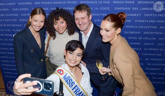 Il est d'ailleurs le président de la société Miss France depuis 2022.

Exclusif - Amandine Petit (miss France 2021), Vaimalama Chaves (Miss France 2019), Eve Gilles (Miss France 2024), Frédéric Gilbert ( Président de la société Miss France) et Maëva Coucke (Miss France 2018) - Déjeuner du Chinese Business Club à l'occasion de la Journée internationale des droits des femmes à l'hôtel intercontinental à Paris le 7 mars 2024. © Rachid Bellak/Bestimage