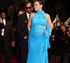 Elle était aux côtés de son compagnon A$AP Rocky pour la descente des marches du film "Highest 2 Lowest".
ASAP Rocky et sa femme Rihanna (enceinte) - Descente des marches du film « Highest 2 Lowest » lors du 78ème Festival International du Film de Cannes, au Palais des Festivals à Cannes. Le 19 mai 2025
© Jacovides-Moreau / Bestimage