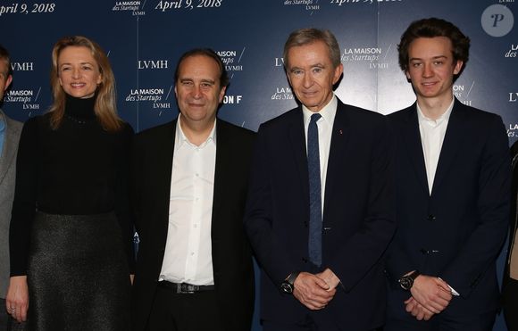Bernard Arnault et sa fille Delphine Arnault avec Xavier Niel (compagnon de Delphine Arnault), Frédéric Arnault - Inauguration de "La maison des Startups LVMH" à la station F à Paris le 9 avril 2018. © Denis Guignebourg/Bestimage