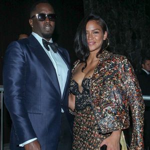 Le chanteur et producteur américain est poursuivi pour enlèvement, trafic sexuel, violences, transport à des fins de prostitutions et corruption

P. Diddy, de son vrai prénom Sean Combs et Cassie Ventura - Les célébrités arrivent au mariage de leur ami G. Oseary à Rio de Janeiro au Brésil, le 24 octobre 2017. Backgrid USA / Bestimage
