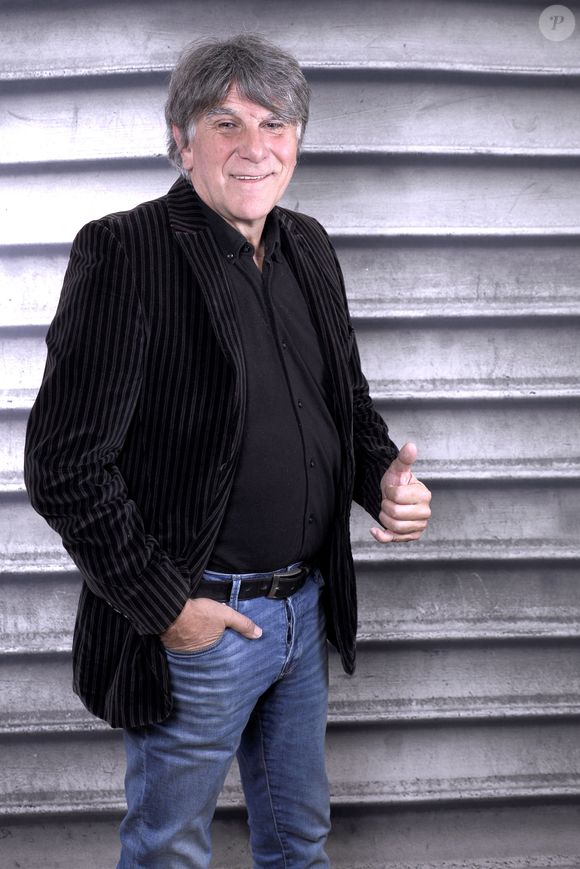 Portrait de Tex à Paris, le 16 novembre 2025.
© Cédric Perrin/Bestimage