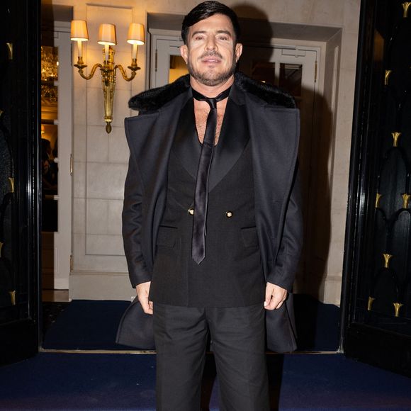 Sur Instagram, il dément tout lifting ou botox : « J’ai juste changé ma coiffure ! »

Exclusif - Vincent Niclo - Arrivées au Global Gift Gala Paris à l'hôtel Four Seasons George V à Paris le 8 novembre 2025. © Jérémy Melloul/Bestimage