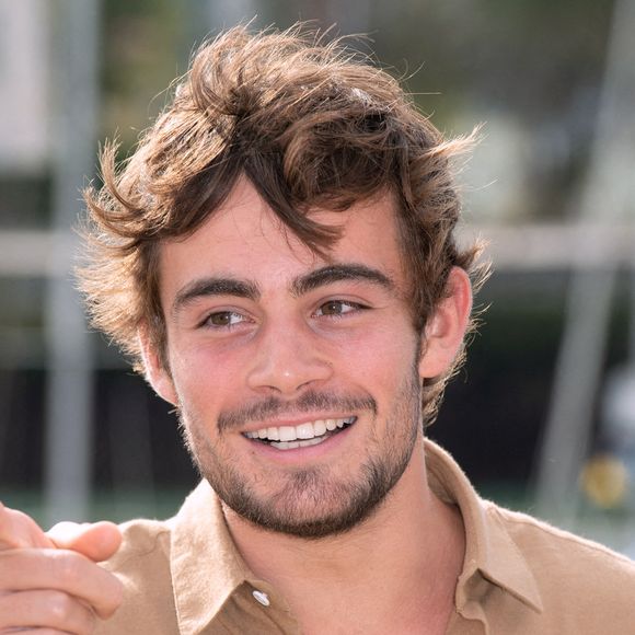 Clément Remiens participe à une séance photo dans le cadre du 21e Festival de la fiction télévisée à La Rochelle, en France, le 14 septembre 2019. Photo : Aurore Maréchal/ABACAPRESS.COM