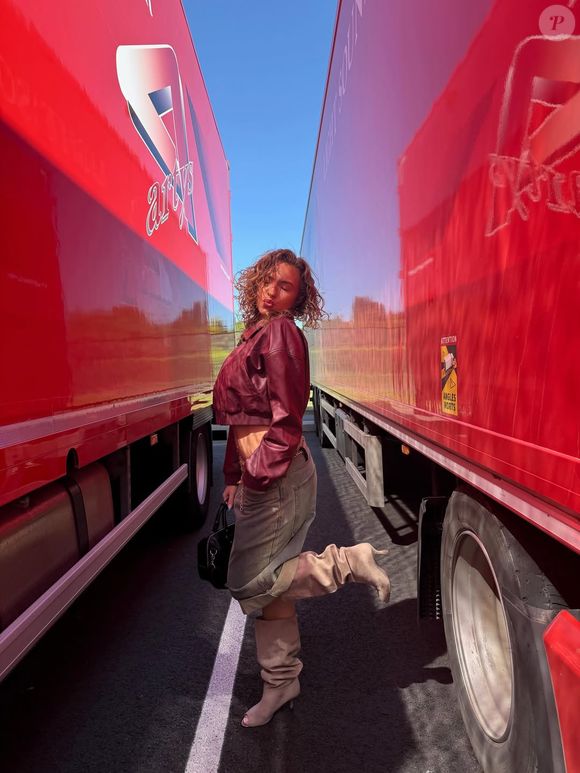 Léa, candidate de la "Star Academy", a partagé plusieurs images, notamment une avec sa grand-mère. Capture d'écran Instagram