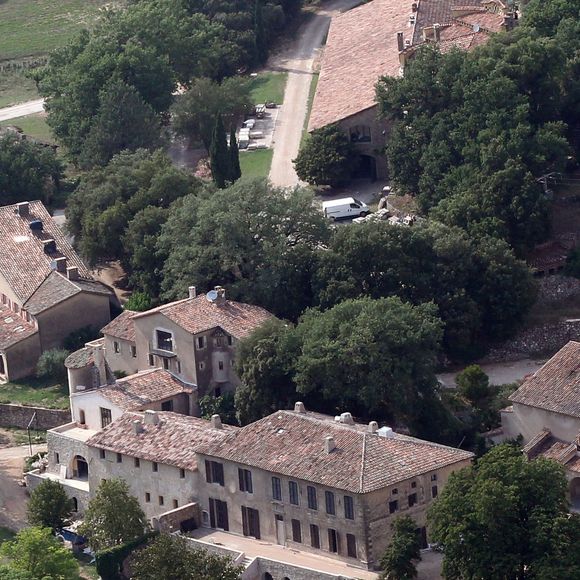 Vue aérienne du château de Miraval, propriété de Brad Pitt et Angelina Jolie à Correns, France, le 10 août 2012. Photo by ABACAPRESS.COM