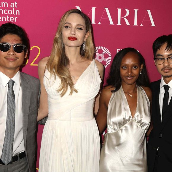 Pax Thien Jolie-Pitt, Angelina Jolie, Zahara Marley Jolie et Maddox Chivan Jolie-Pitt - Première du film "Maria" lors du 62ème New York Film Festival au Lincoln Center, le 29 septembre 2024. ©Bestimage