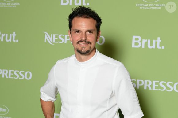 Juan Arbelaez - Soirée Nespresso x Brut 2025 lors du 78ème Festival de Cannes à La Plage Nespresso le 15 mai 2025. © Lionel Urman/Bestimage